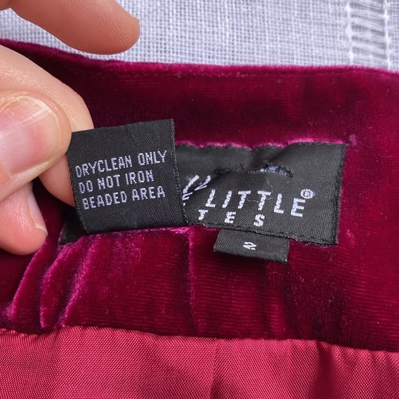 Carole Little Petites velvet jacket with beaded detailing. - Picture 10 of 14